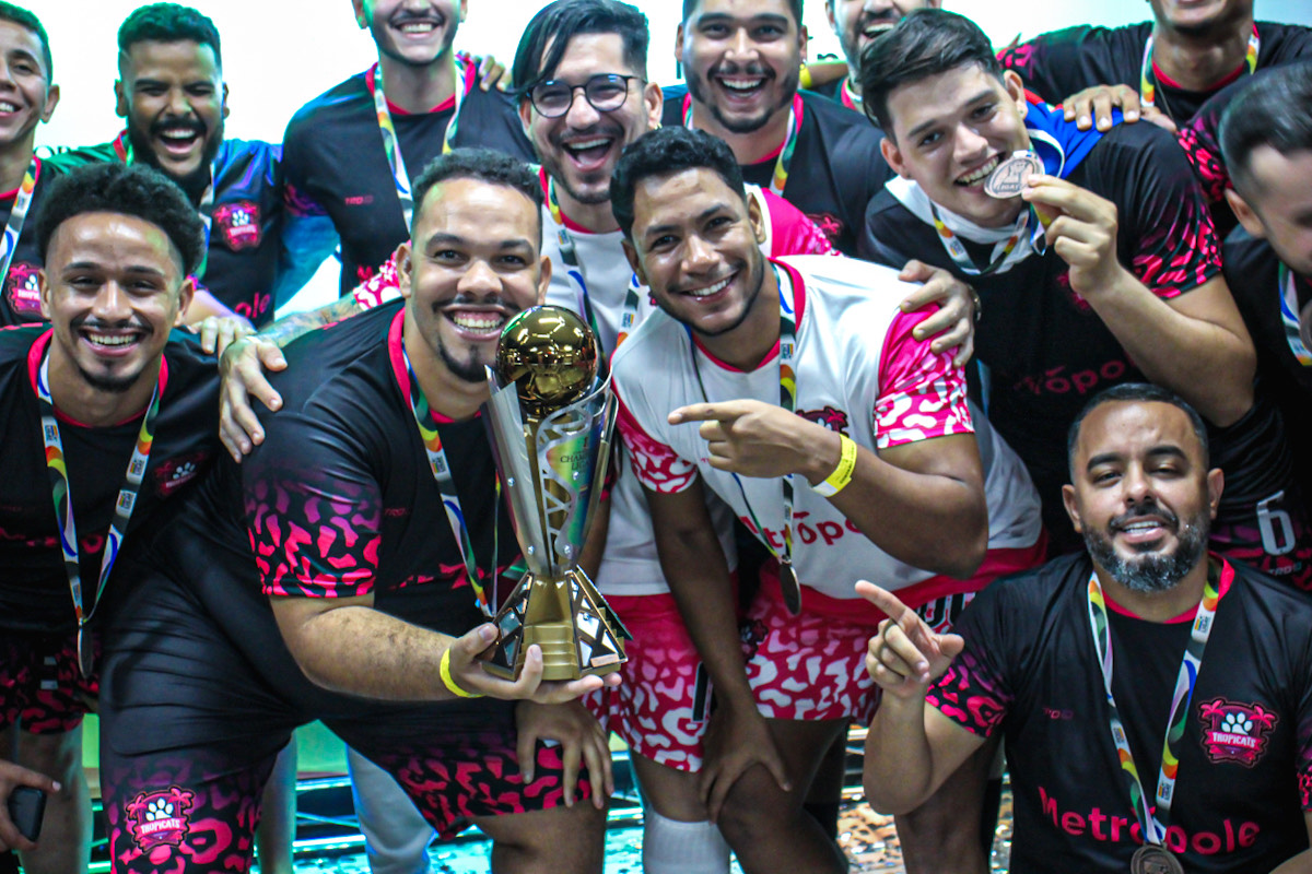 Tropicats team photo 2